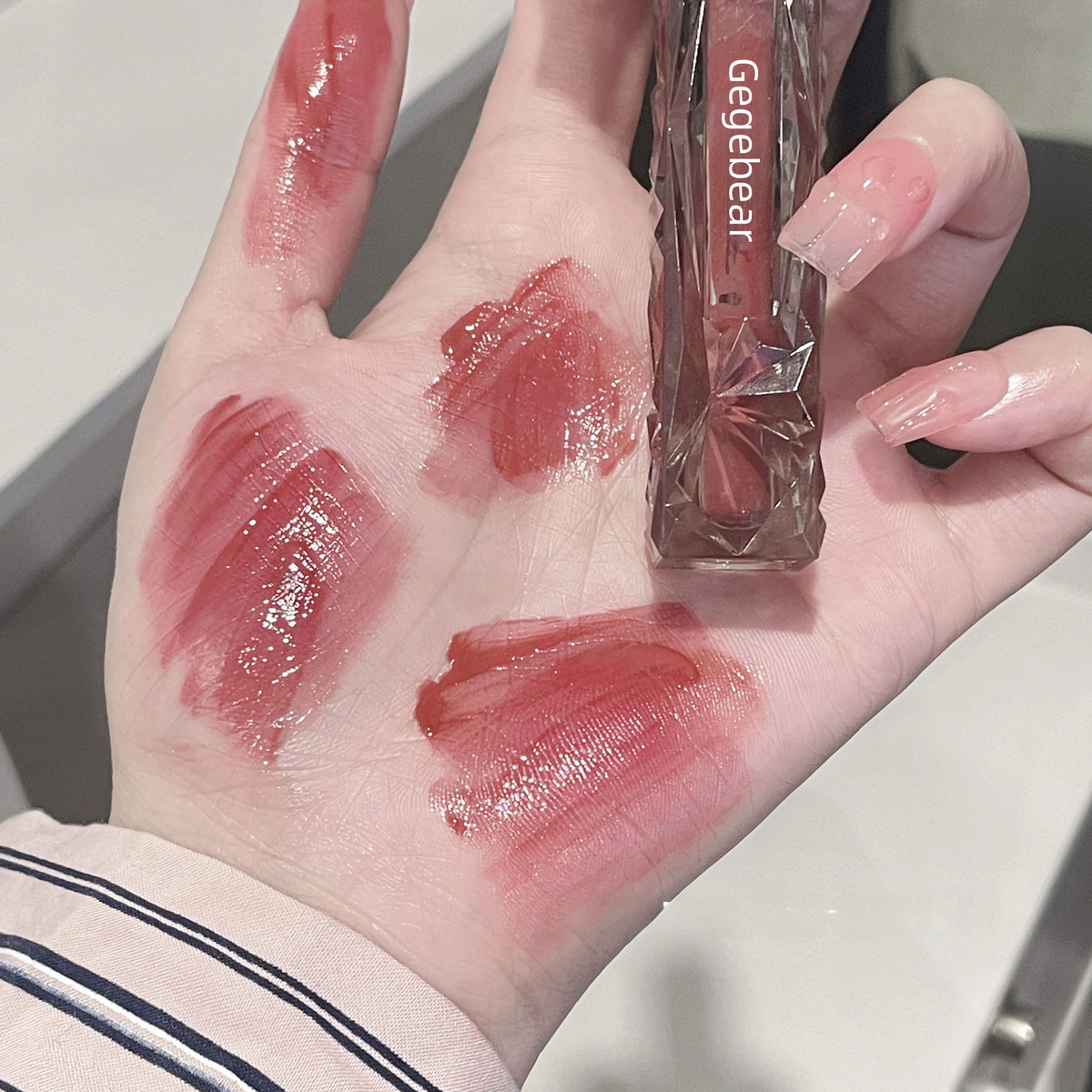 Gege Bear Diamond Mirror Lip Gloss for Moisture & Shine